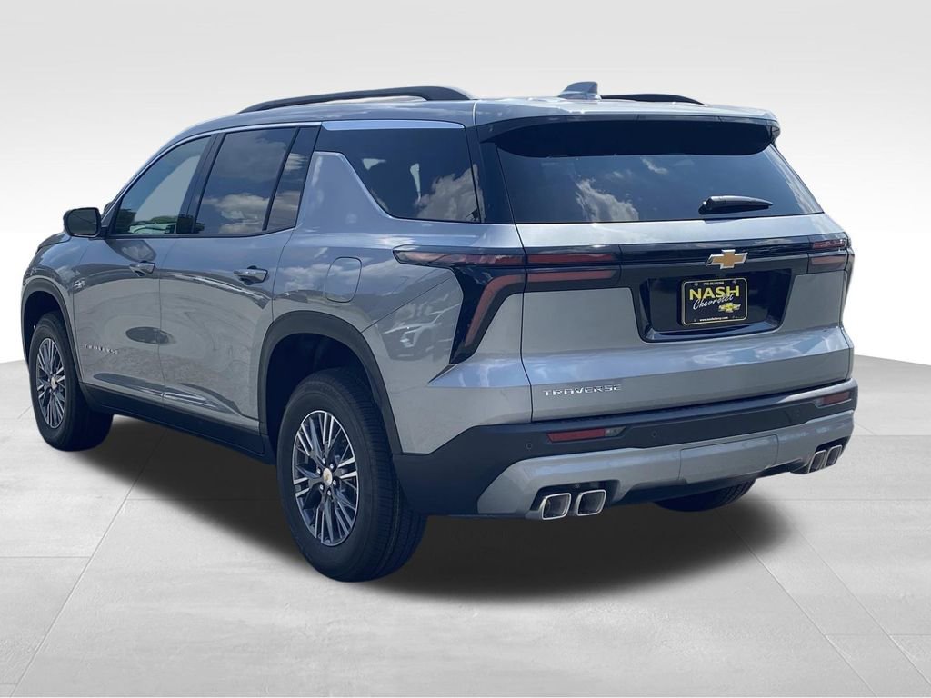 New 2026 Chevrolet Traverse LT w/ LPO, Floor Liner Package image 5