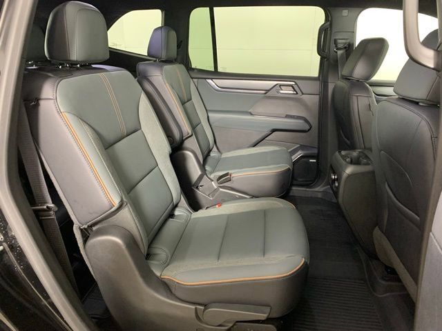Used 2025 GMC Acadia AT4 image 26