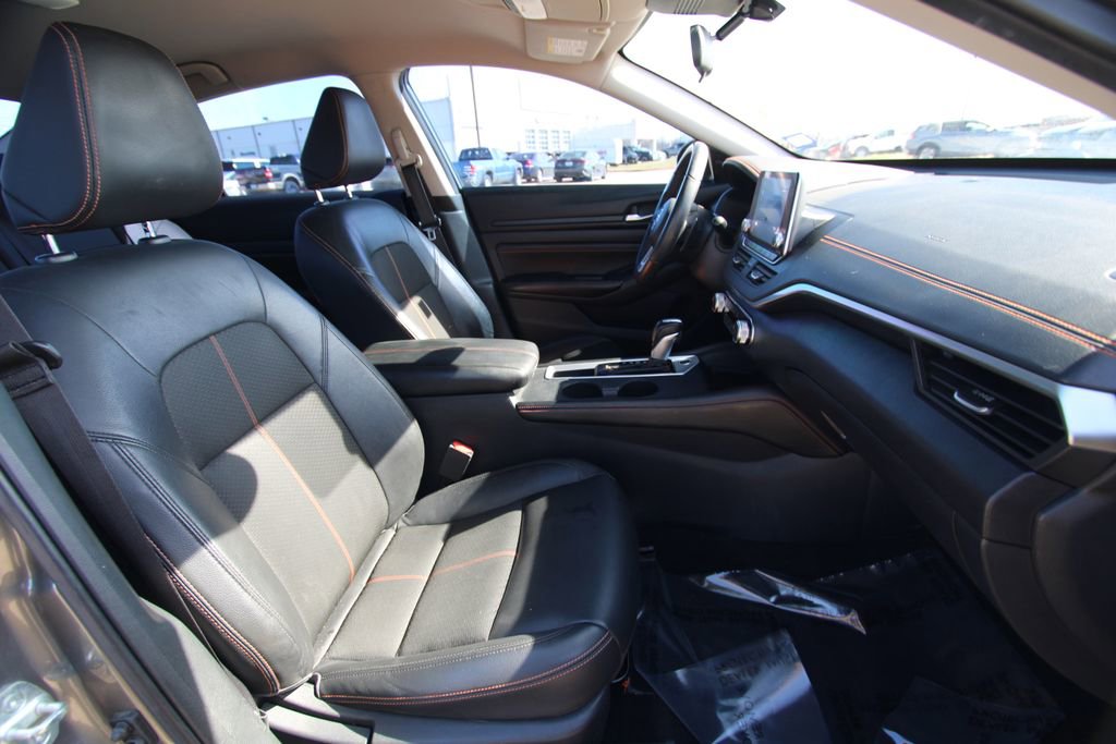 Used 2020 Nissan Altima 2.5 SR image 8