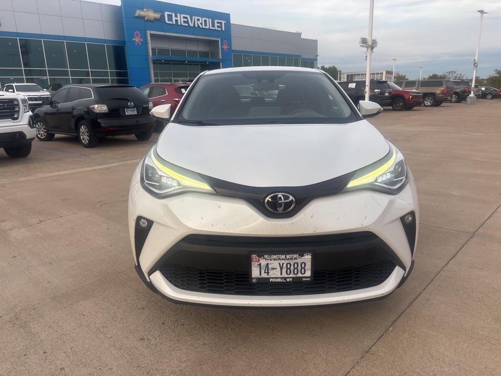Used 2022 Toyota C-HR XLE image 2