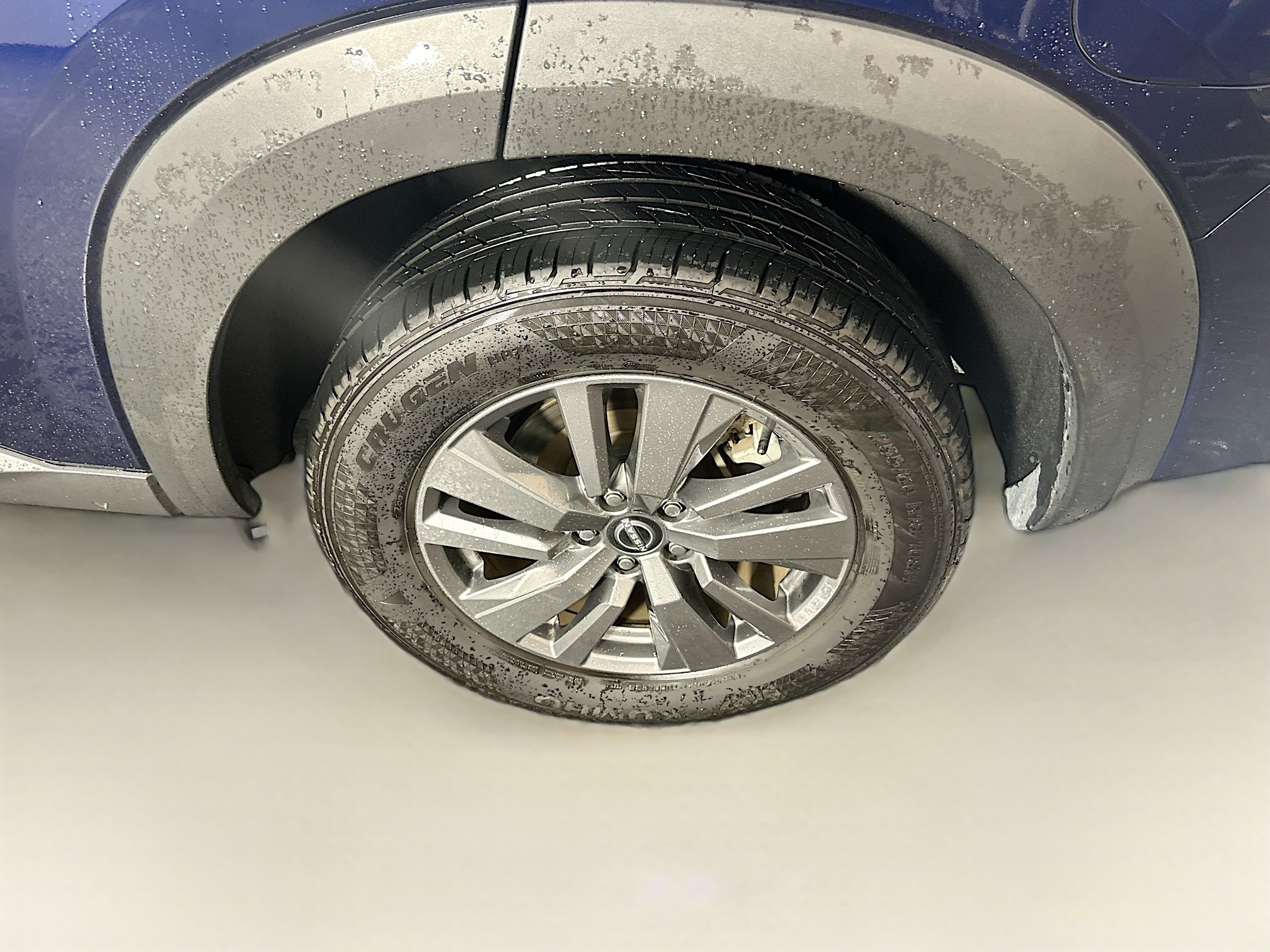 Used 2025 Nissan Pathfinder SV AWD/4WD image 11