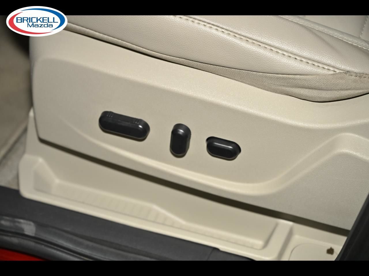 Used 2015 Ford Escape Titanium w/ Equipment Group 301A FWD image 24