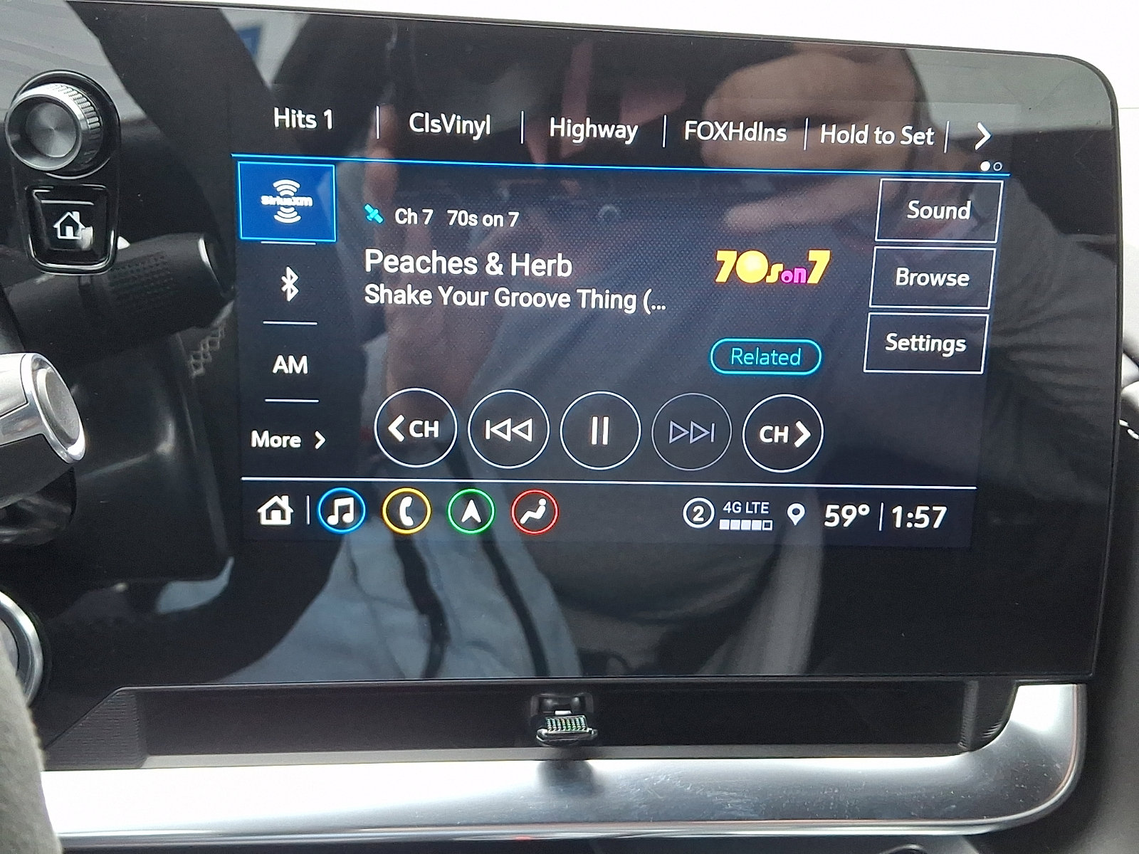 Used 2022 Chevrolet Corvette Stingray Premium Cpe w/ Z51 Performance Package image 16