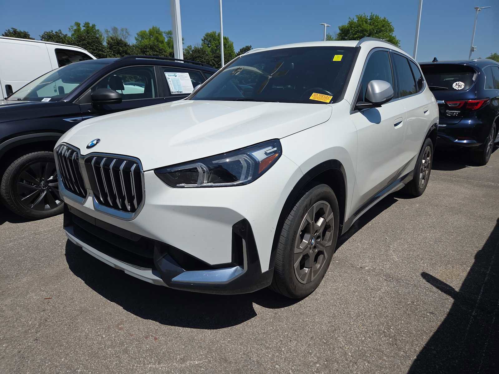 Used 2023 BMW X1 xDrive28i w/ Convenience Package AWD/4WD image 9