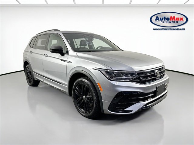 Used 2022 Volkswagen Tiguan SE R-Line image 1