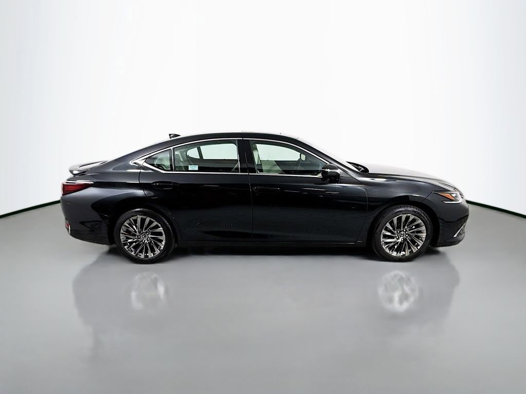 Certified 2025 Lexus ES 300h Ultra Luxury FWD image 4