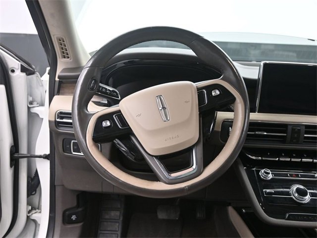 Used 2022 Lincoln Corsair Reserve w/ Equipment Group 201A image 27