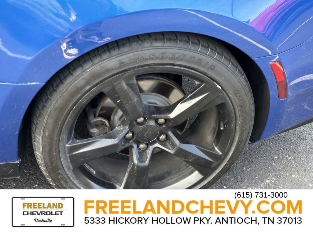 Used 2016 Chevrolet Camaro LT image 11