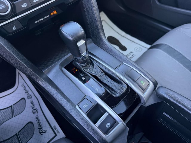 Used 2018 Honda Civic EX-L image 19
