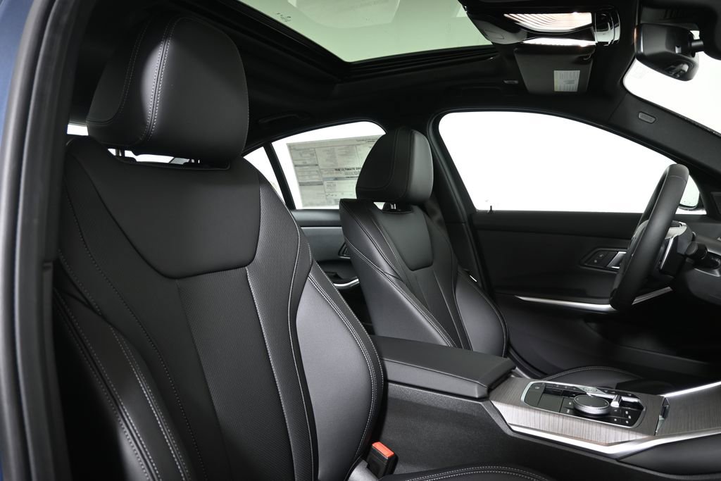 Used 2026 BMW 330i xDrive Sedan w/ Convenience Package image 34