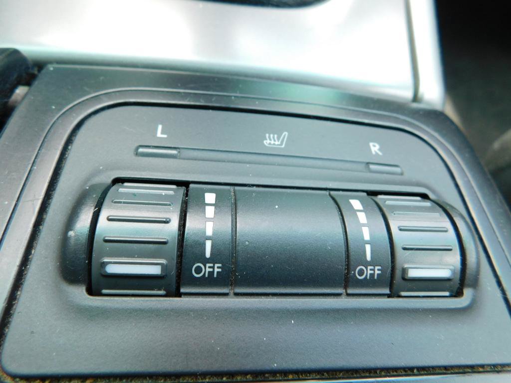 Used 2005 Subaru Legacy GT AWD/4WD image 15