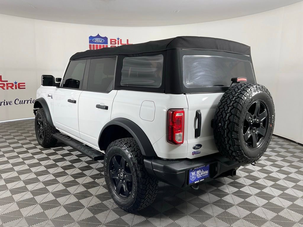 Used 2021 Ford Bronco Black Diamond image 5