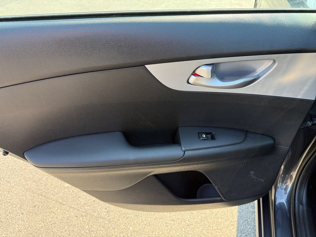 Used 2024 Kia Forte LXS FWD image 23