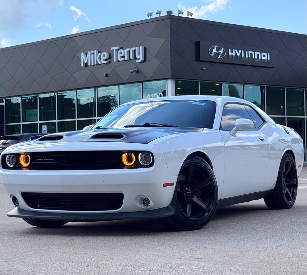 Used 2021 Dodge Challenger R/T Scat Pack w/ Plus Package RWD image 1