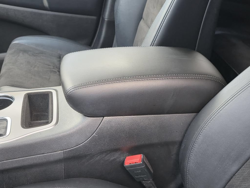 Used 2021 Jeep Grand Cherokee Laredo X RWD image 9