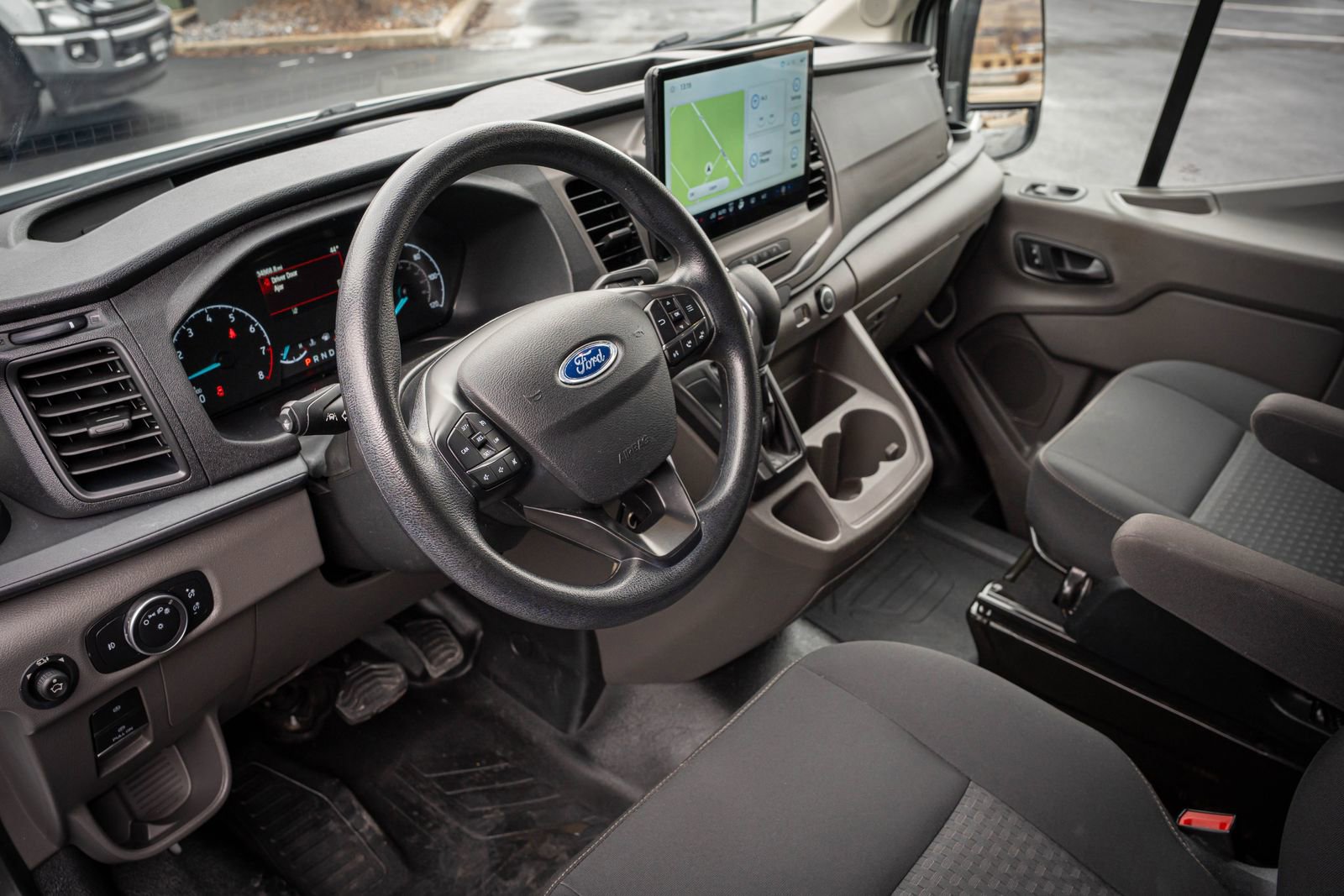 Used 2022 Ford Transit 350 XLT image 13