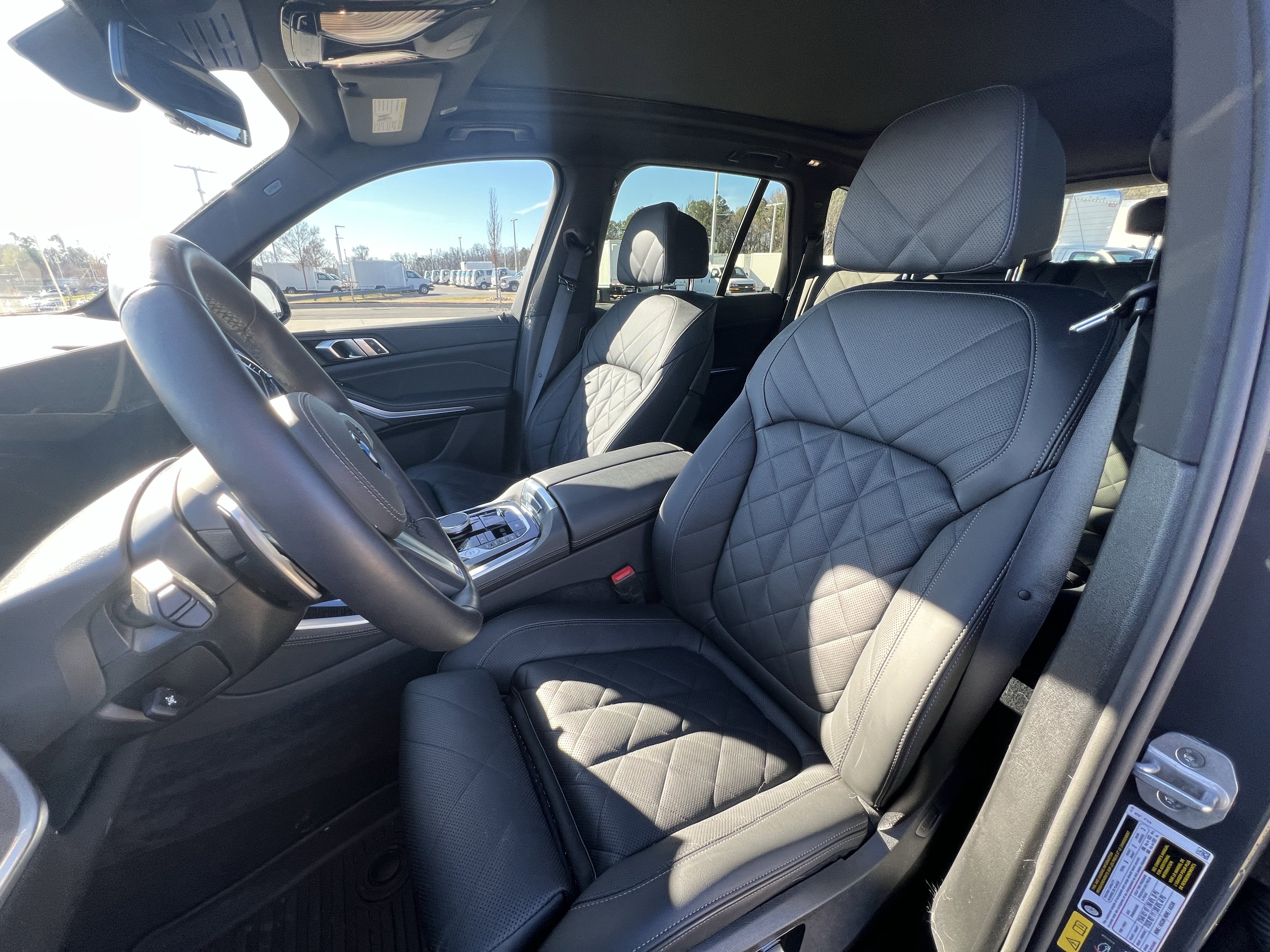 Used 2026 BMW X5 xDrive50e w/ M Sport Package image 16