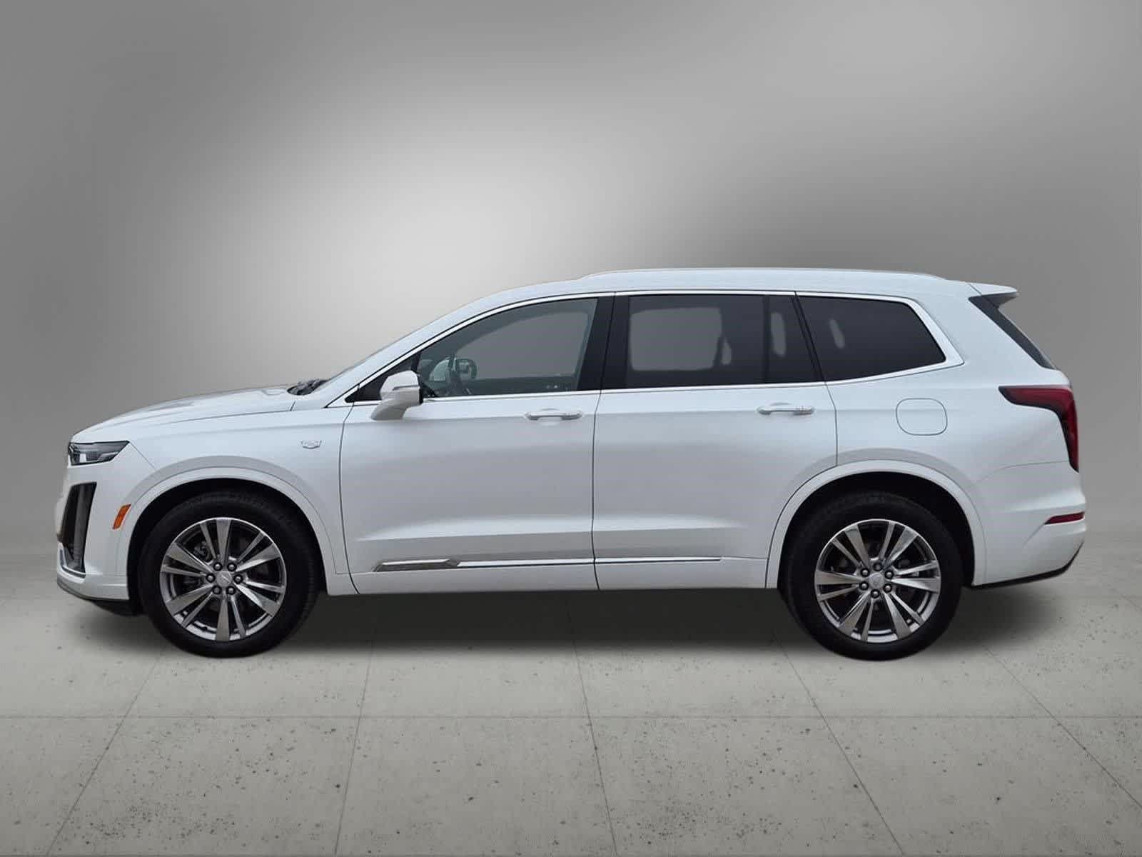Used 2024 Cadillac XT6 Premium Luxury AWD/4WD image 3