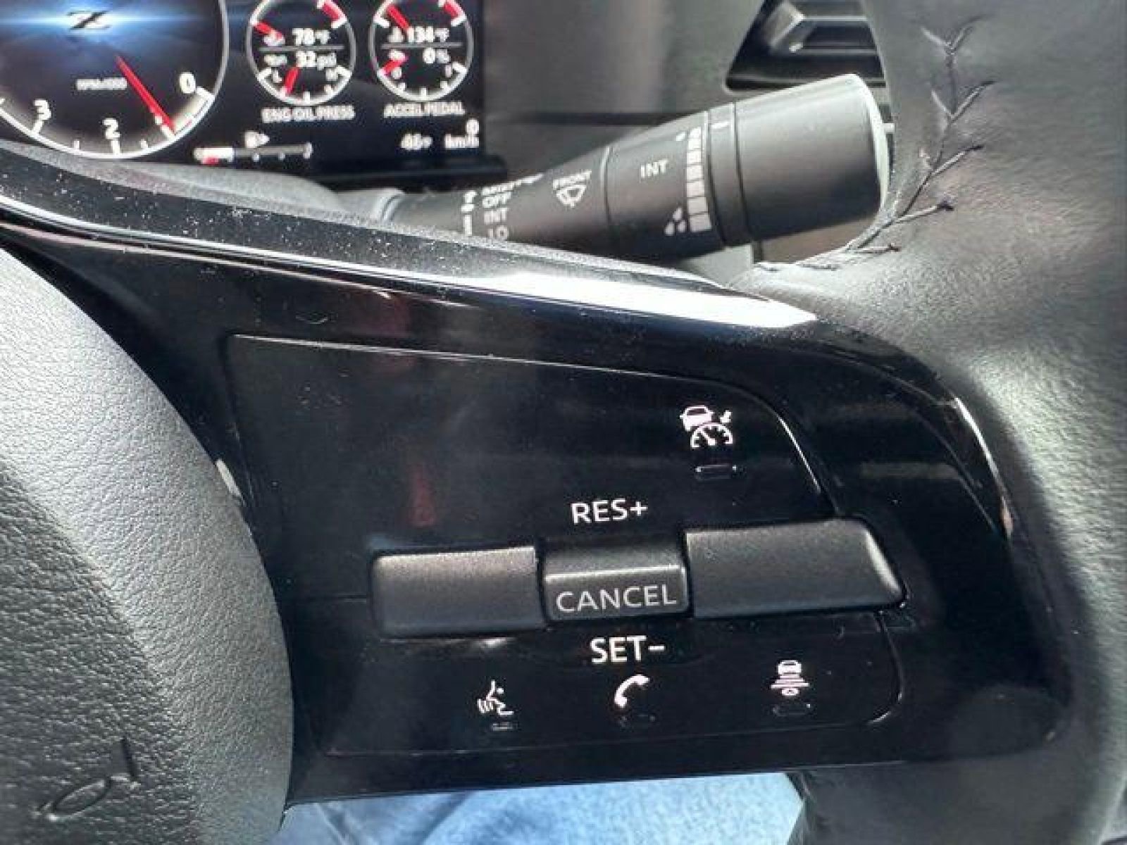 Used 2024 Nissan Z Sport RWD image 17