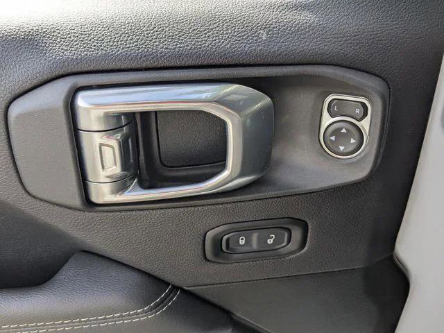 Certified 2022 Jeep Wrangler Unlimited Sahara w/ Cold Weather Group image 10