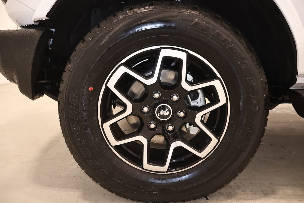 New 2026 Ford Bronco Outer Banks AWD/4WD image 33
