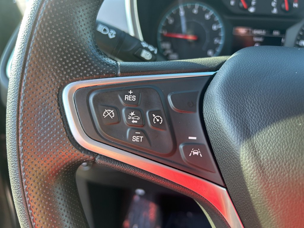 Used 2022 Chevrolet Equinox LS image 23