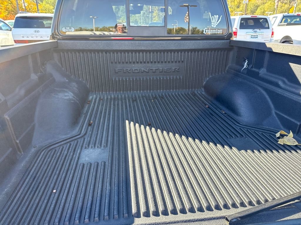 Used 2022 Nissan Frontier SV image 17