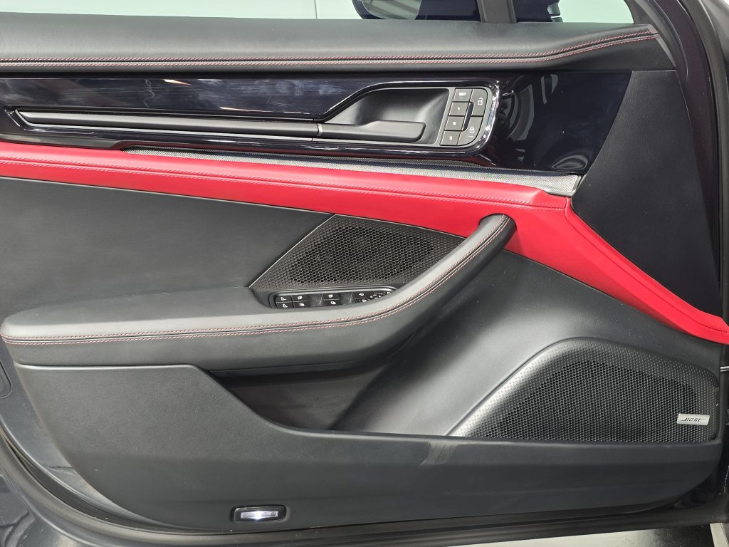 Certified 2026 Porsche Panamera RWD image 22