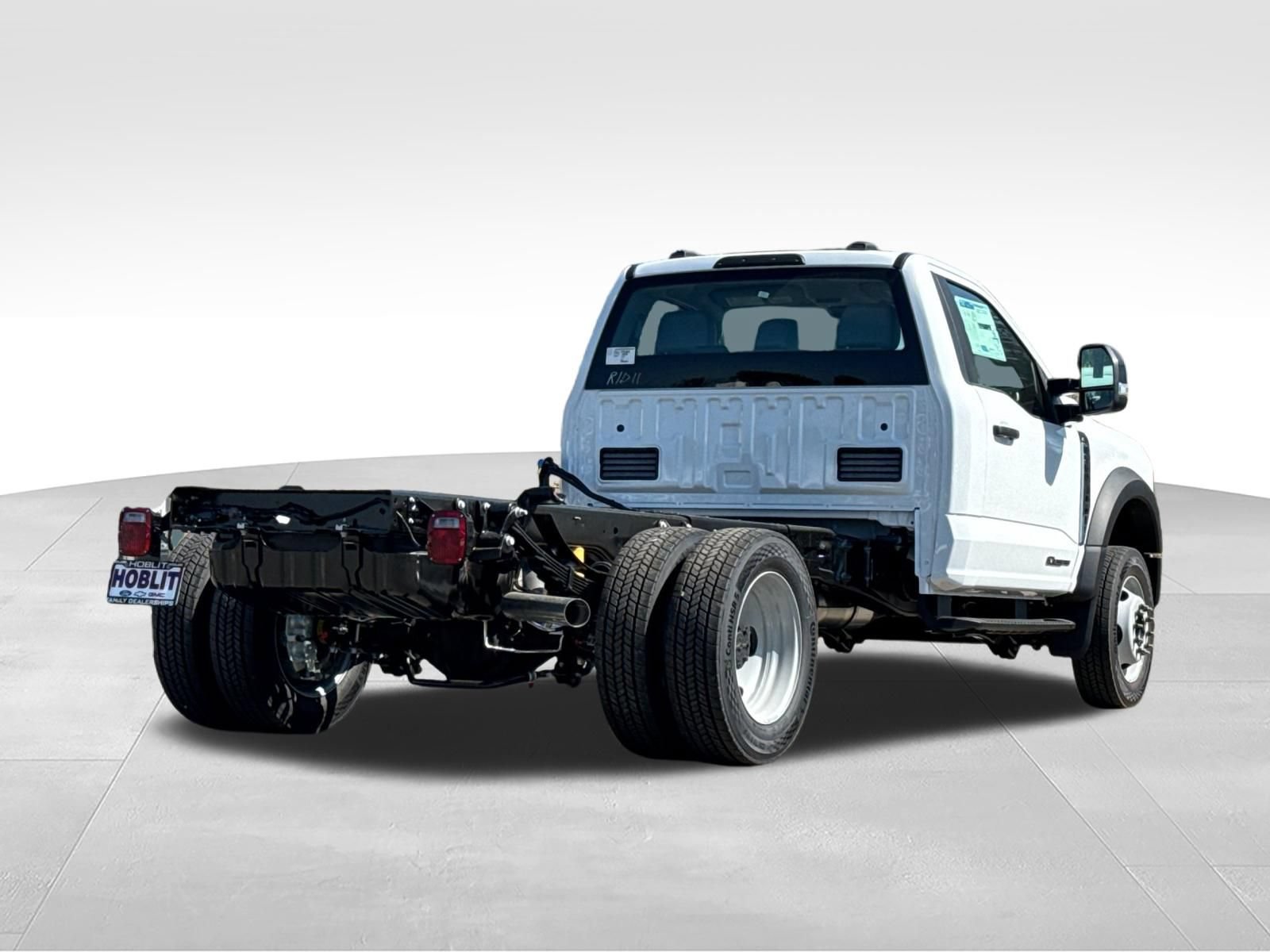 New 2026 Ford F550 2WD Regular Cab Super Duty w/ XL Chrome Package image 3