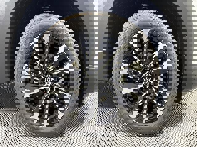 New 2025 MAZDA CX-50 2.5 Hybrid w/ Premium Plus Pkg image 10