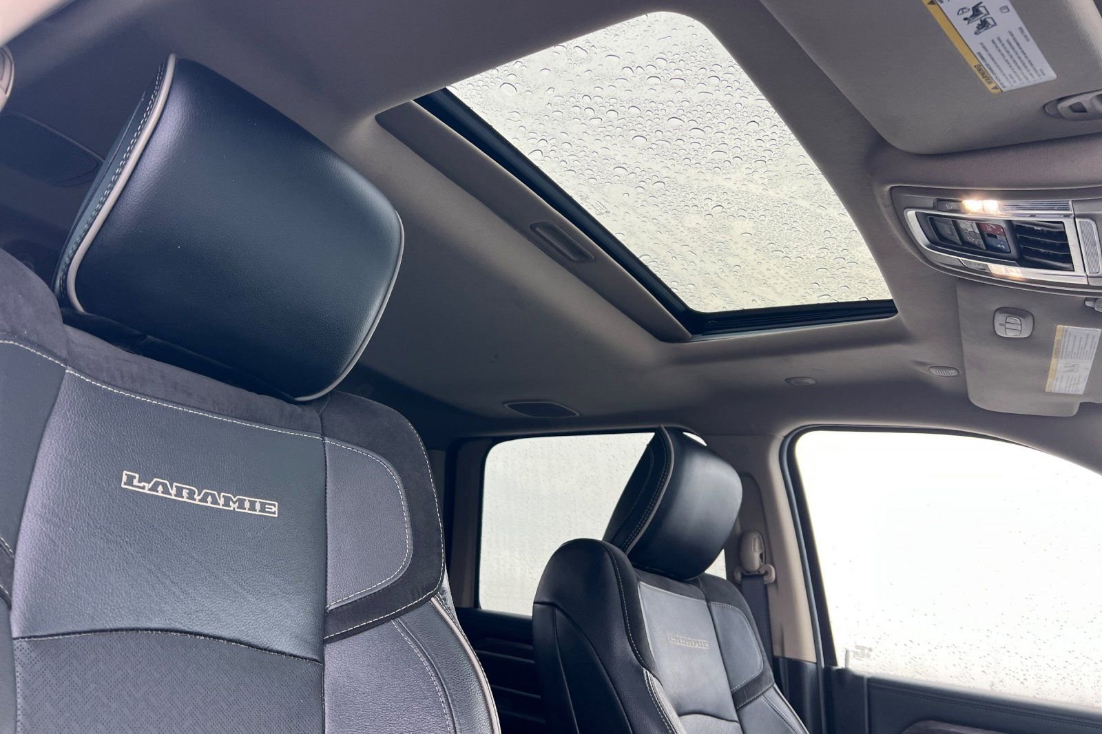 Used 2020 RAM 3500 Laramie image 16