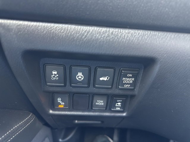 Used 2017 Nissan Pathfinder SL image 28