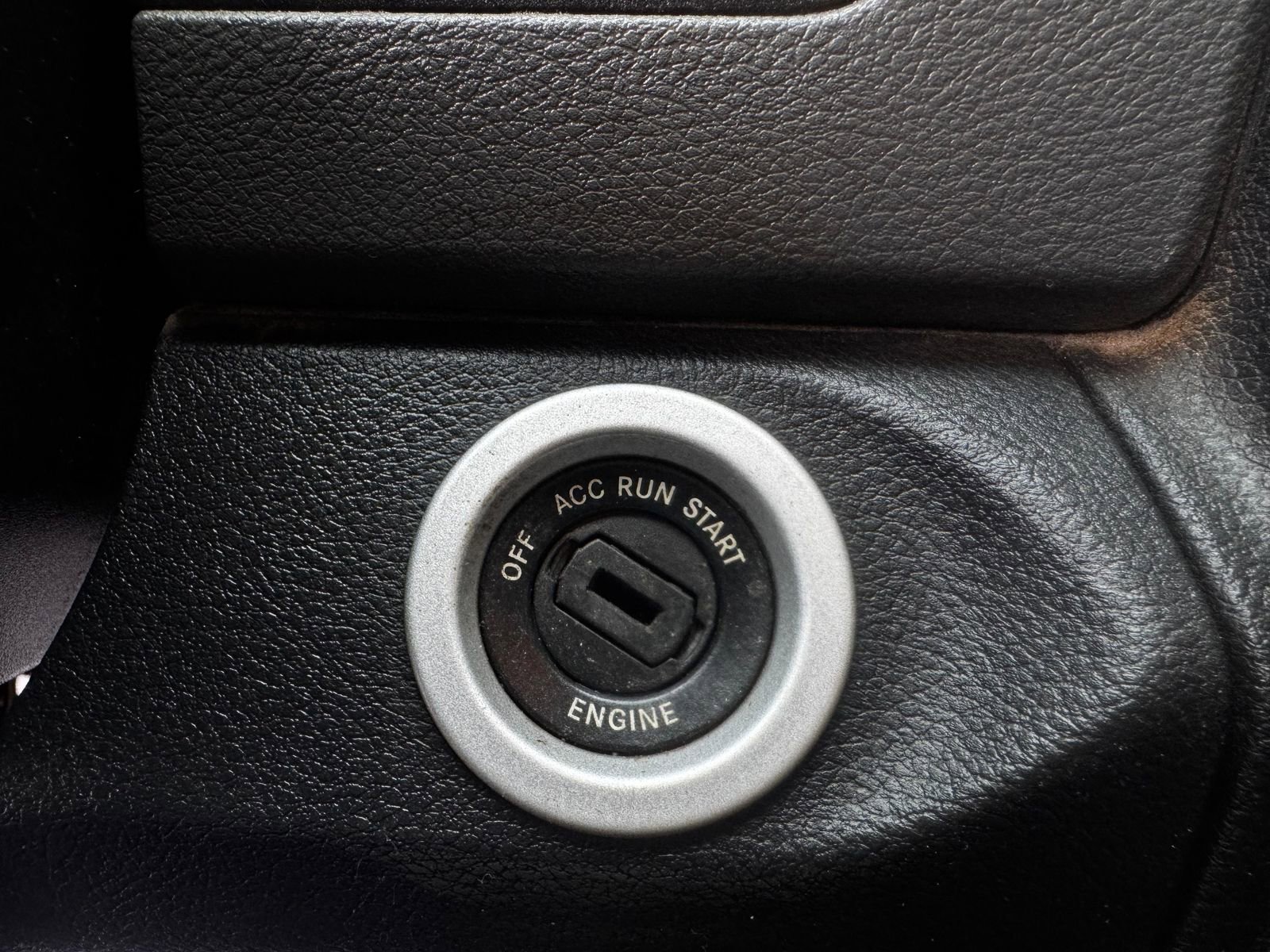 Used 2017 RAM 1500 Classic SLT image 15