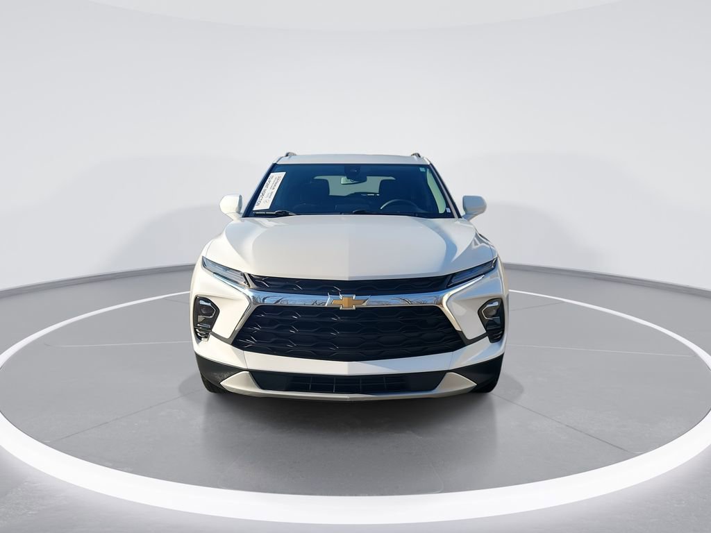 Used 2024 Chevrolet Blazer LT w/ Convenience Package image 3