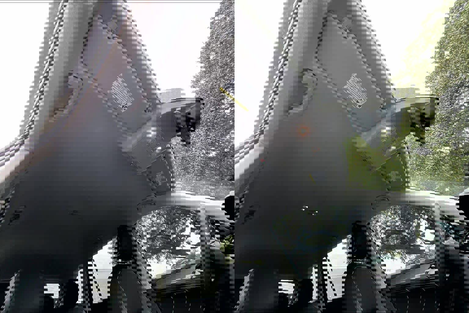 Certified 2022 Volkswagen Tiguan SE image 13