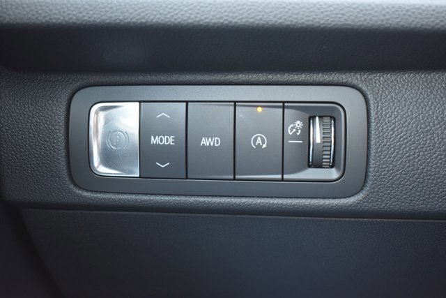 New 2026 Chevrolet Traverse Z71 image 30