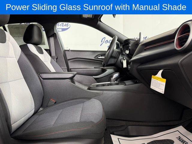 New 2026 Chevrolet Trax RS w/ Sunroof Package image 17