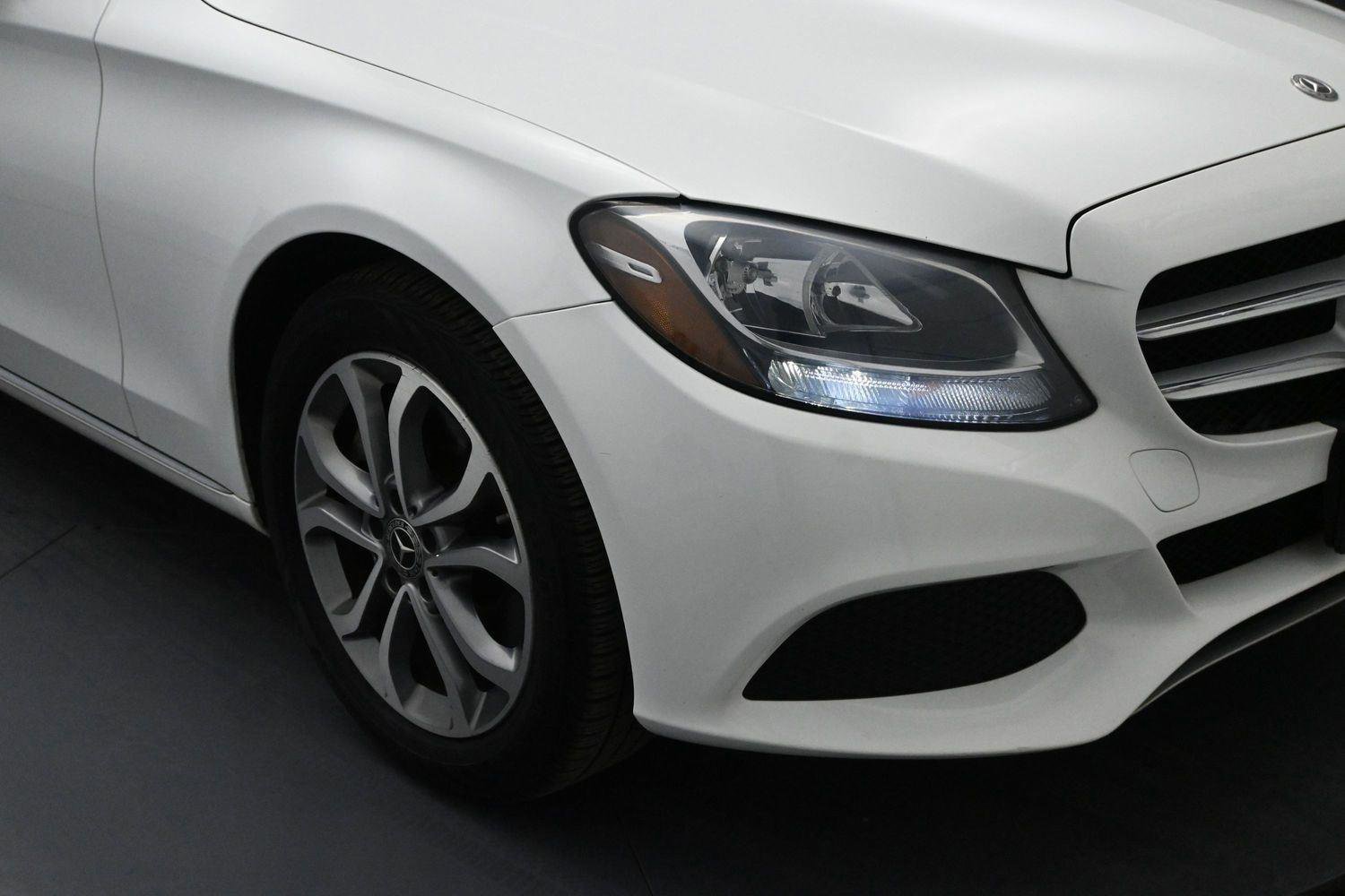 Used 2018 Mercedes-Benz C 300 4MATIC Sedan image 16