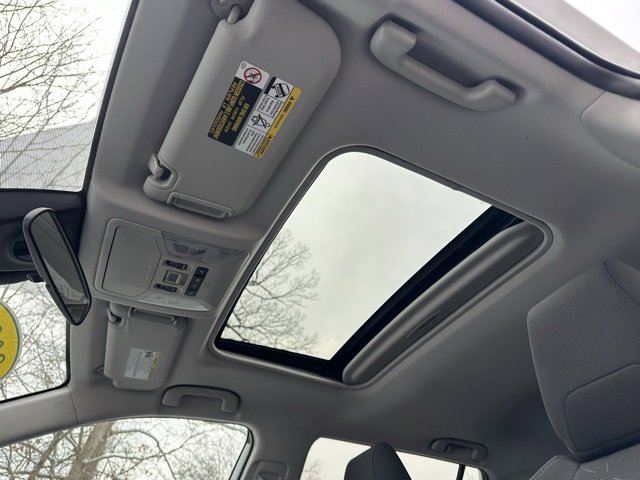 Used 2020 Toyota RAV4 XLE image 20