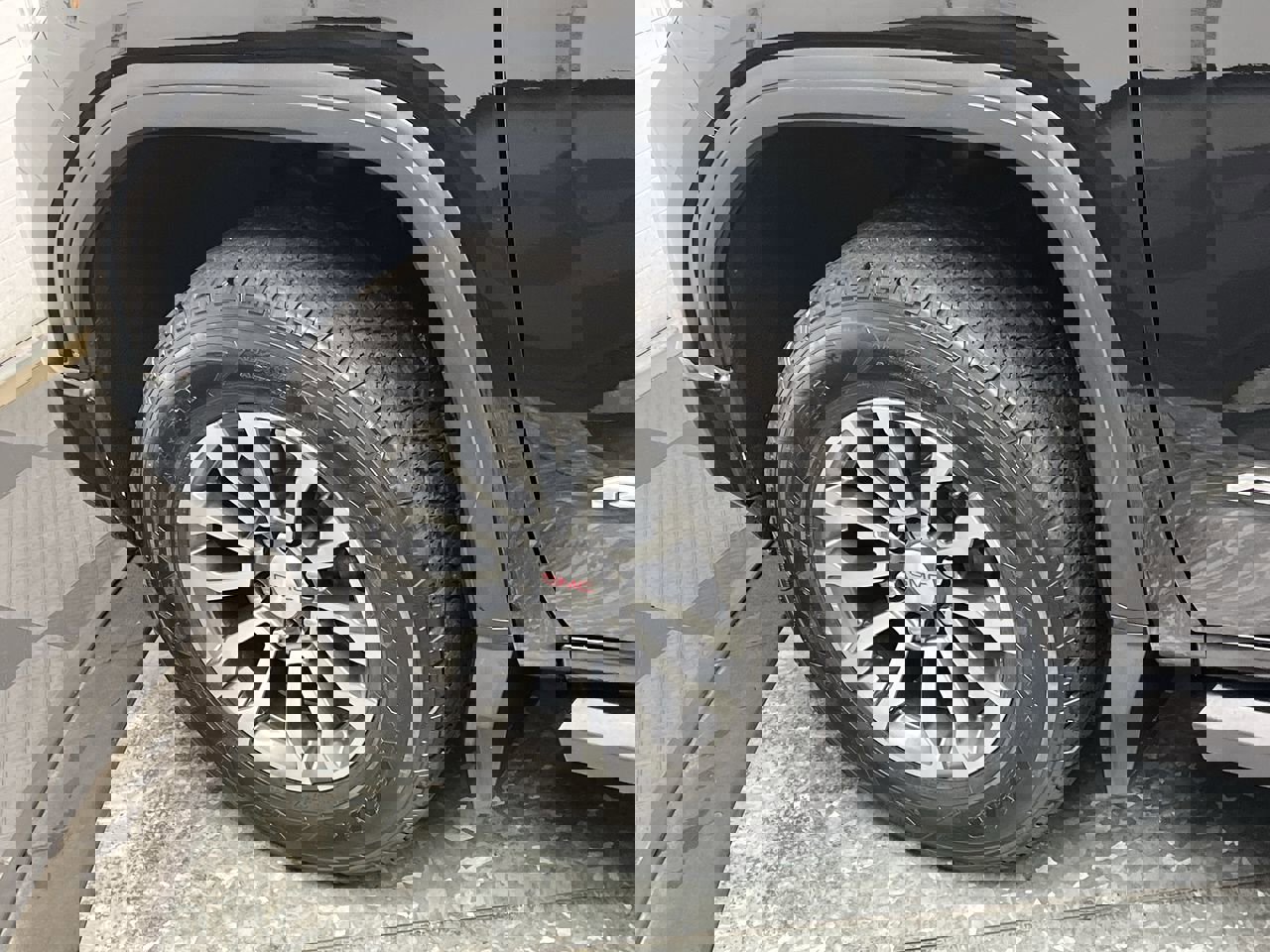 Used 2019 GMC Sierra 1500 AT4 image 36