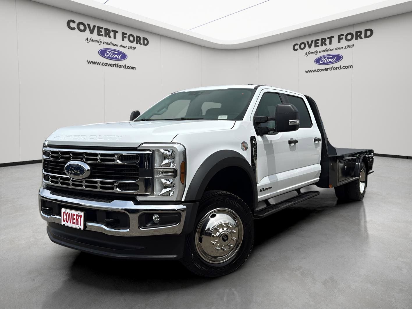 New 2025 Ford F450 XL w/ XL Chrome Package