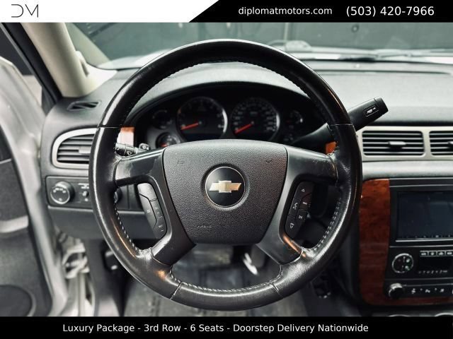 Used 2010 Chevrolet Tahoe LT w/ Luxury Package AWD/4WD image 32