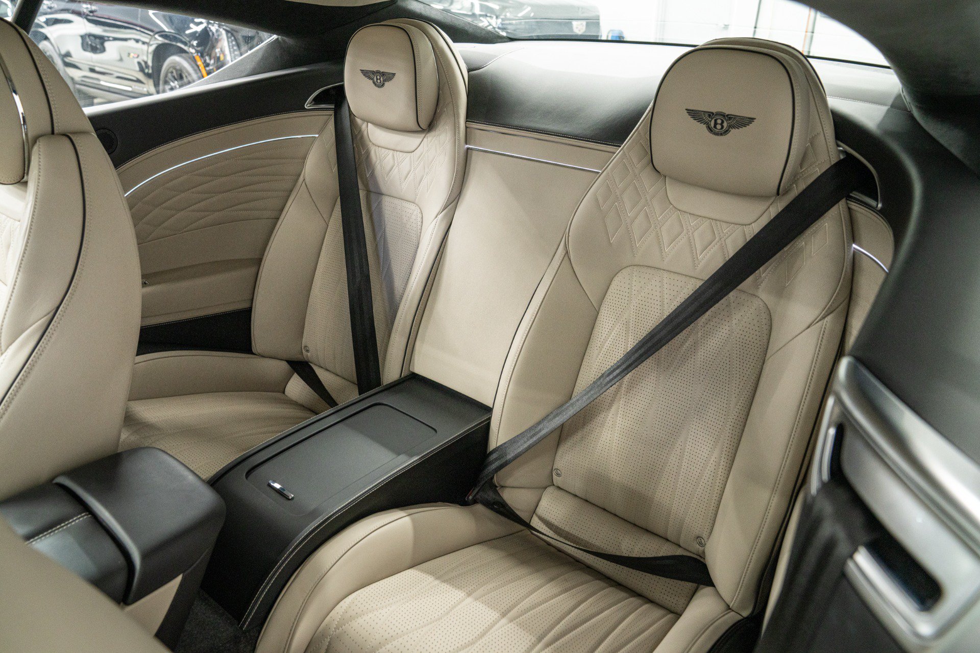 Used 2024 Bentley Continental GT V8 AWD/4WD image 15