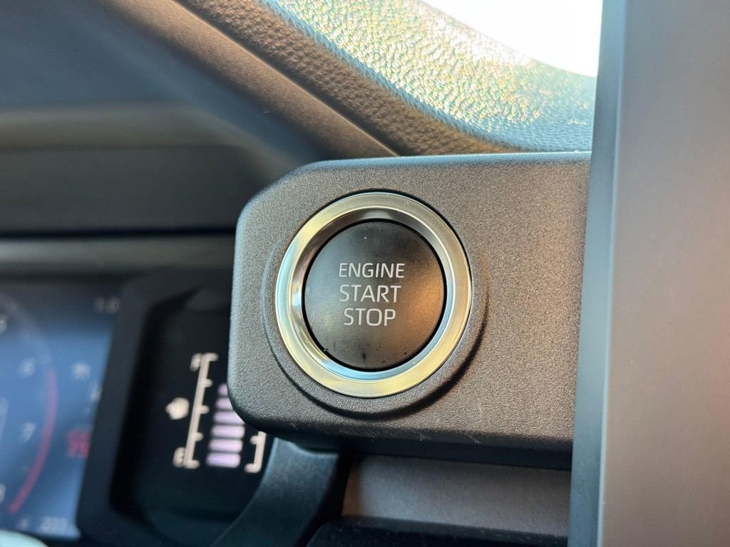 New 2025 Toyota 4Runner SR5 AWD/4WD image 24