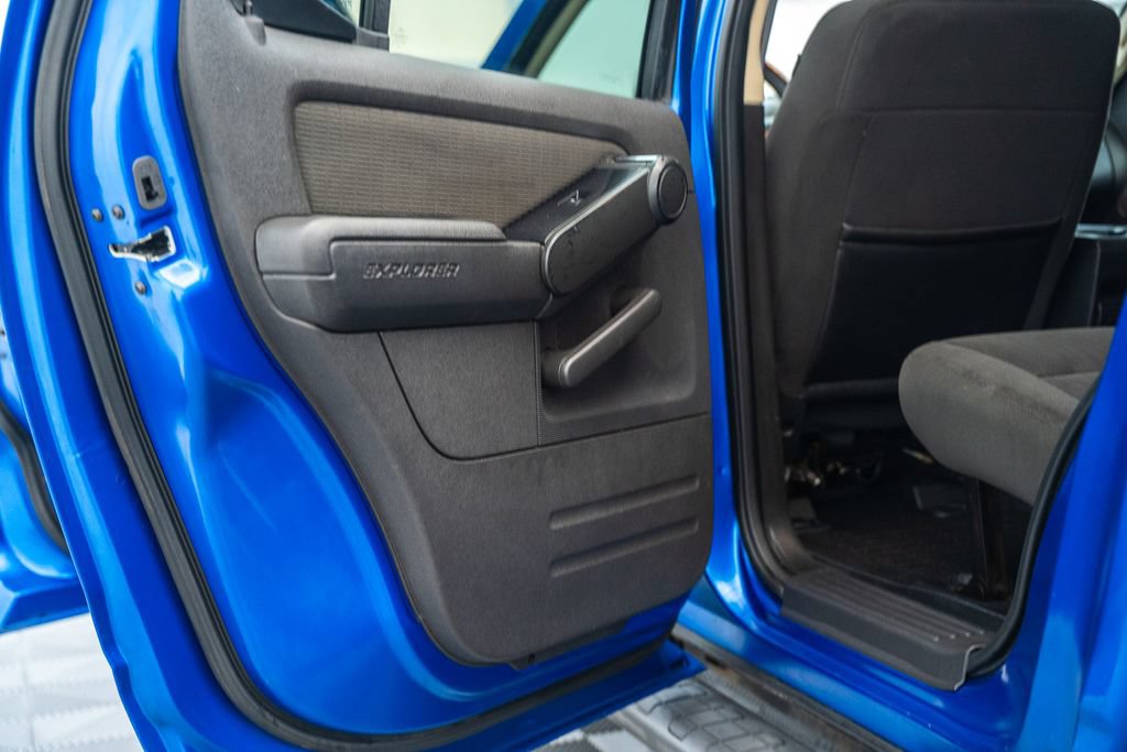 Used 2010 Ford Explorer Sport Trac XLT RWD image 39