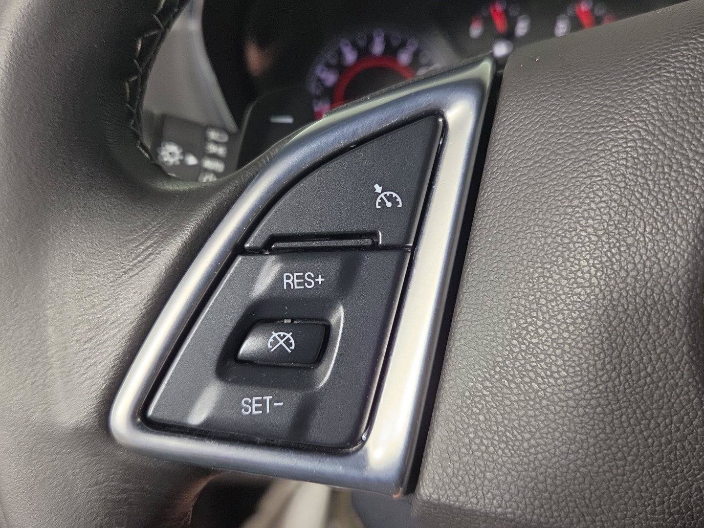 Used 2022 Chevrolet Camaro LT RWD image 20