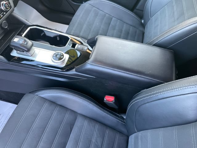 Used 2025 Mitsubishi Outlander SE AWD/4WD image 28