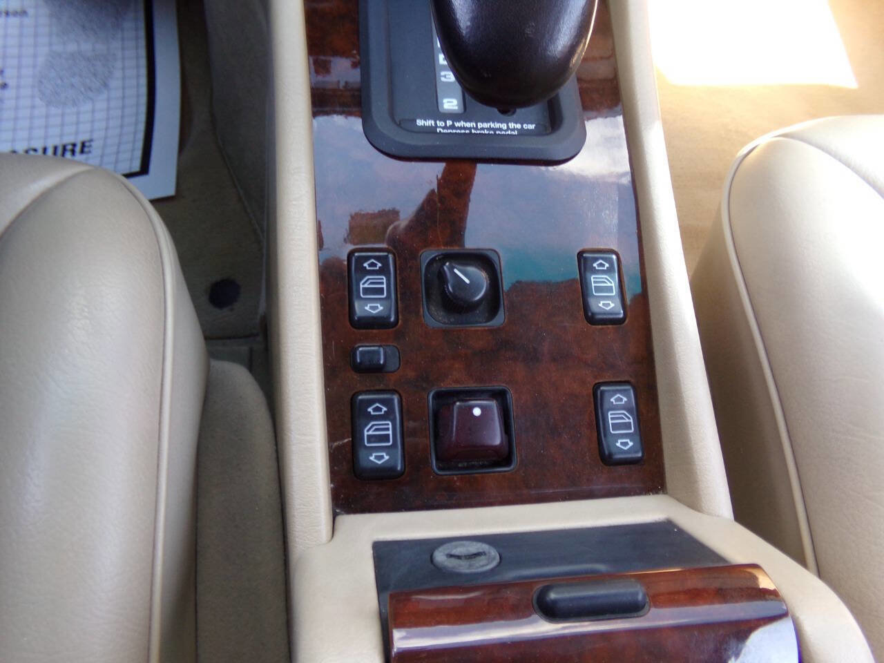 Used 1994 Mercedes-Benz E 320 Convertible image 84