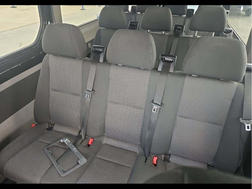 Used 2013 Mercedes-Benz Sprinter 2500 image 12