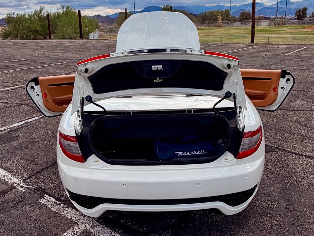 Used 2014 Maserati GranTurismo Convertible RWD image 35
